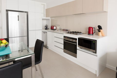 Hamilton Executive Apartments - QLD Tourism 31