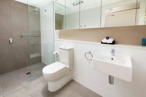 Hamilton Executive Apartments - QLD Tourism 14