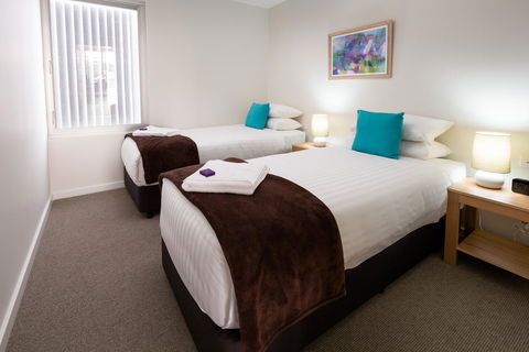 Hamilton Executive Apartments - QLD Tourism 7