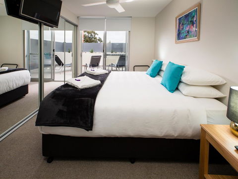Hamilton Executive Apartments - QLD Tourism 32