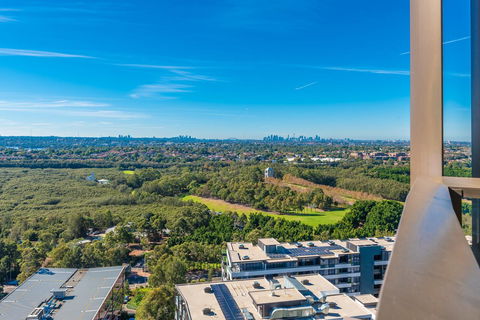 Olympic Park Sunshine 2 Bedrooms Apts With Private Parking - QLD Tourism 30