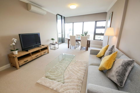 Olympic Park Sunshine 2 Bedrooms Apts With Private Parking - QLD Tourism 13