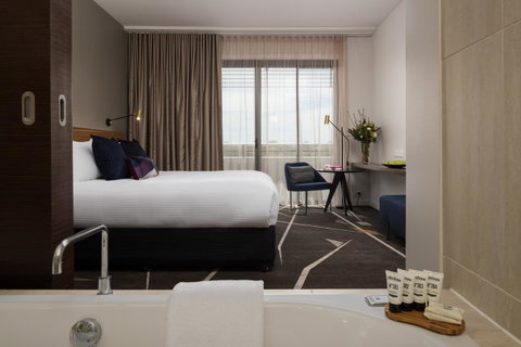 Rydges Campbelltown - QLD Tourism 14