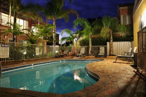Beaches Apartments Merimbula - QLD Tourism 0