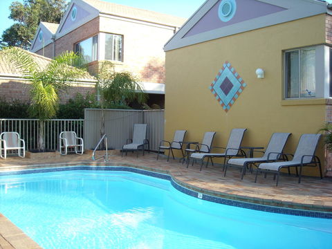 Beaches Apartments Merimbula - QLD Tourism 5