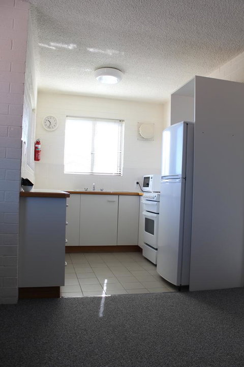 Narooma Palms Holiday Apartments - QLD Tourism 11
