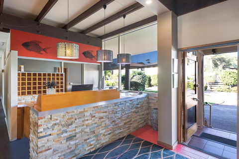 Black Dolphin Resort Motel & Apartments - QLD Tourism 41