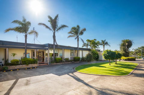 Black Dolphin Resort Motel & Apartments - QLD Tourism 43