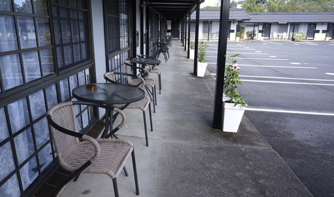 Highway Motor Inn Taree - Queensland Tourism 1