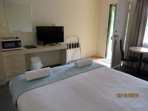 Moruya Motel - QLD Tourism 1