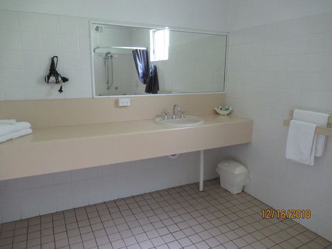 Moruya Motel - QLD Tourism 9
