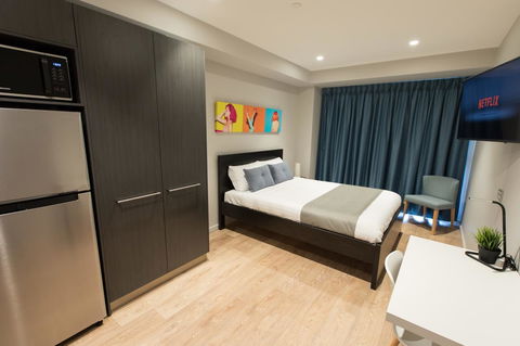 Studio 8 Residences - Adults Only - QLD Tourism 11