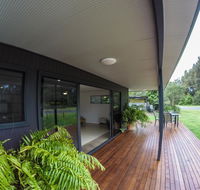 Rocketz at Berrara Beach - QLD Tourism