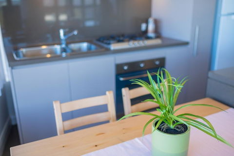 Australian Tower Stay - QLD Tourism 13