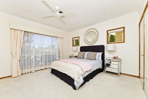 One Mile Mansion - Private Coastal Retreat FREE FAMILY ADVENTURE PASS - Queensland Tourism 14