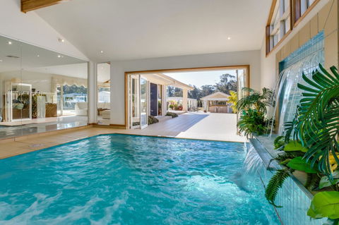One Mile Mansion - Private Coastal Retreat FREE FAMILY ADVENTURE PASS - Queensland Tourism 5