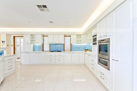 One Mile Mansion - Private Coastal Retreat FREE FAMILY ADVENTURE PASS - Queensland Tourism 2