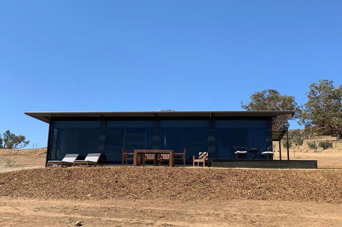Belisi Farmstay Cottage - QLD Tourism 3