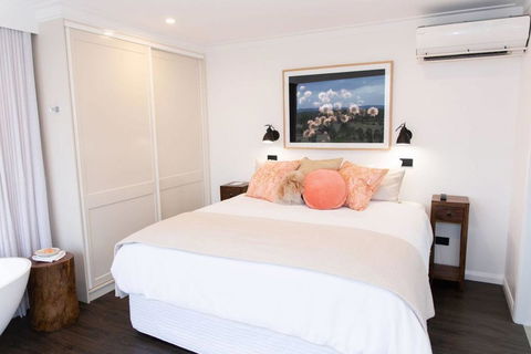 Belisi Farmstay Cottage - QLD Tourism 5