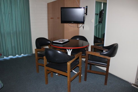 Hume Inn Motel Albury CBD - QLD Tourism 15