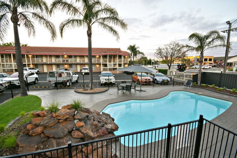 The Aberdeen Motel - QLD Tourism 8