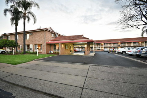 The Aberdeen Motel - QLD Tourism 7