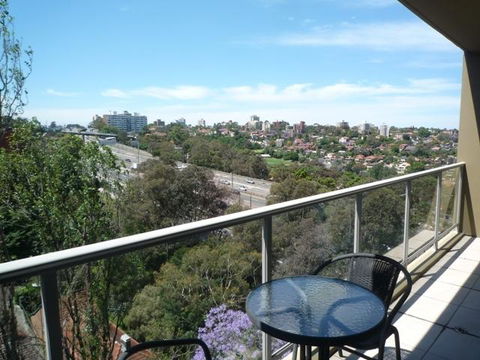 Wyndel Apartments North Sydney - Harbour Watch - QLD Tourism 3