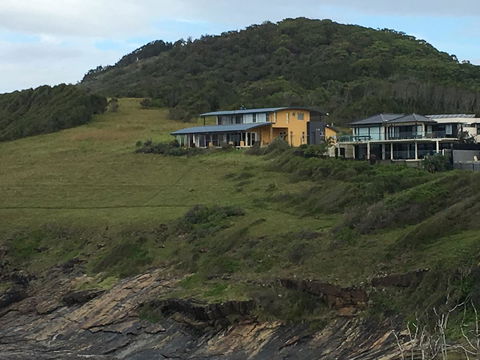 OceanScape Luxury Beachfront Villas - Queensland Tourism 11