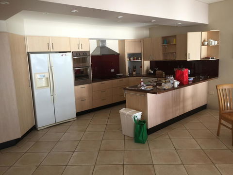 OceanScape Luxury Beachfront Villas - Queensland Tourism 9