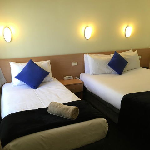 Sky Rider Motor Inn - QLD Tourism 25