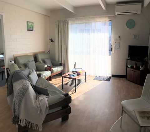 Kon Tiki Apartments - QLD Tourism 24