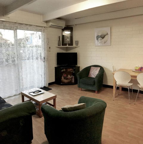 Kon Tiki Apartments - QLD Tourism 11