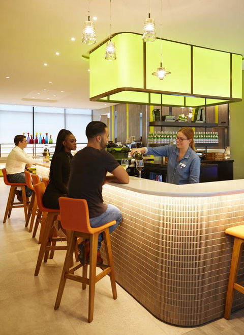 Holiday Inn Express Sydney Macquarie Park, An IHG Hotel - QLD Tourism 6