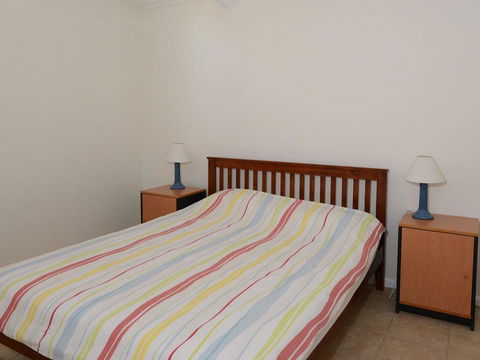 2 Cliff Road - QLD Tourism 6