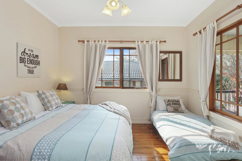 Allegra Cottage Of Leura - QLD Tourism 7