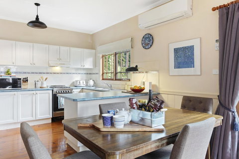 Allegra Cottage Of Leura - QLD Tourism 1