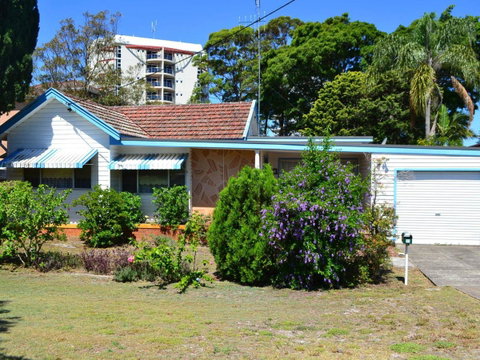 11 Peel Street - QLD Tourism 0