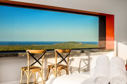 Sundays At Byron - Queensland Tourism 4