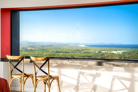 Sundays At Byron - Queensland Tourism 7