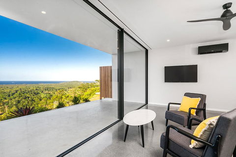 Sundays At Byron - Queensland Tourism 28