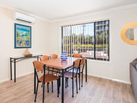 Millennium 102 With Pool In Complex - QLD Tourism 10