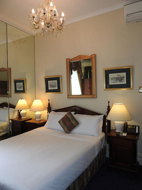 Manor Boutique Hotel Sydney - Queensland Tourism 15