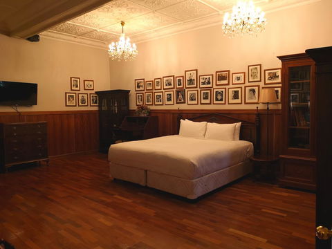 Manor Boutique Hotel Sydney - Queensland Tourism 21