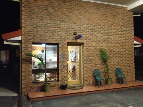 Hume Country Motor Inn - QLD Tourism 21