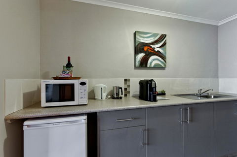 Hume Country Motor Inn - QLD Tourism 37