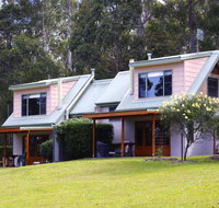 Bawley Bush Retreat and Cottages - Queensland Tourism