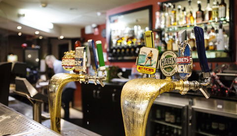 Nightcap At Hume Hotel - QLD Tourism 22