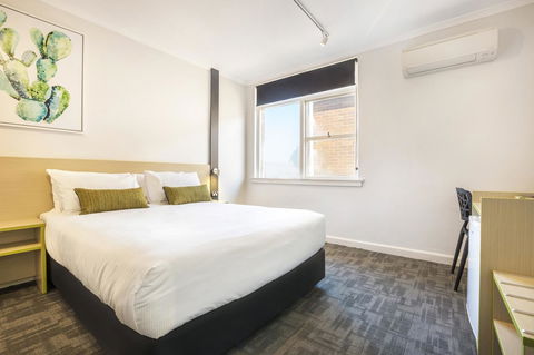 Nightcap At Hume Hotel - QLD Tourism 11