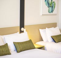 Nightcap at Hume Hotel - QLD Tourism