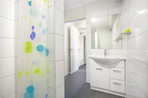 Nightcap At Hume Hotel - QLD Tourism 9